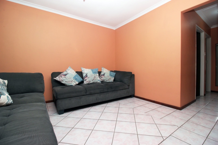 3 Bedroom Property for Sale in Wetton Western Cape